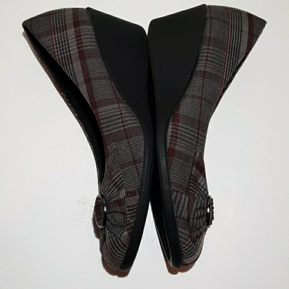 Dexflex Comfort gray/wine plaid wedge heels - Picture 4 of 7